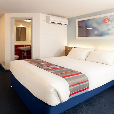 Travelodge Burton-Upon-Trent Central Derby Exterior photo